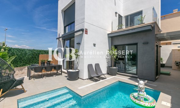 Villa - Resale - Orihuela Costa -
                Villamartín