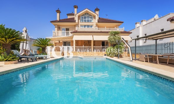 Villa - Resale - Torrevieja - La veleta