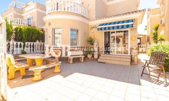 Villa - Resale - Torrevieja - Los Balcones - Los Altos del Edén