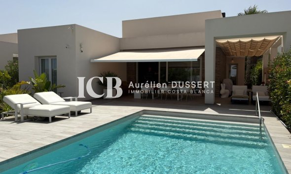 Villa - Reventa -
            Algorfa - ICBC-25301