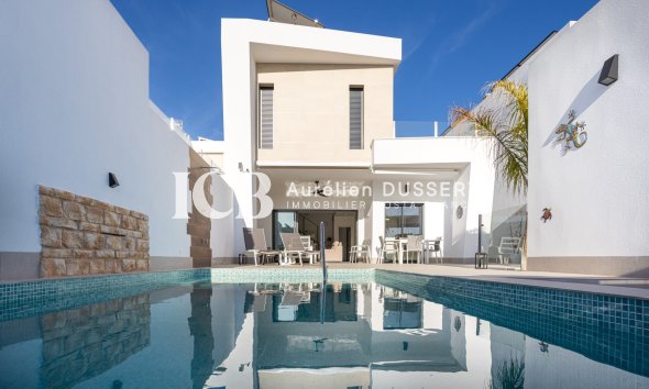 Villa - Reventa - Dolores -
                Dolores