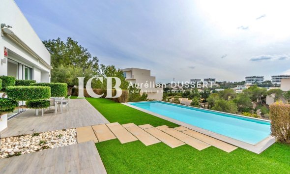 Villa - Reventa - Las Colinas Golf - Las Colinas Golf