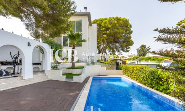 Villa - Reventa - Los Balcones - Torrevieja