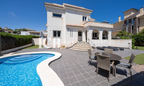 Villa - Reventa - Orihuela Costa - La Zenia