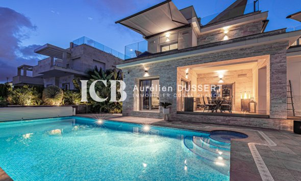 Villa - Reventa - Orihuela Costa - La Zenia