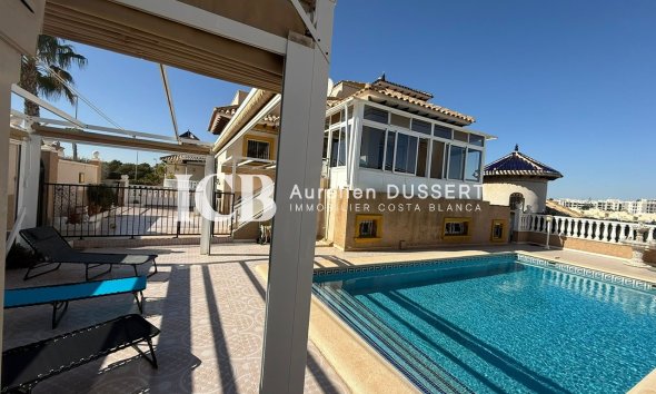 Villa - Revente - Orihuela Costa -
                Villamartín