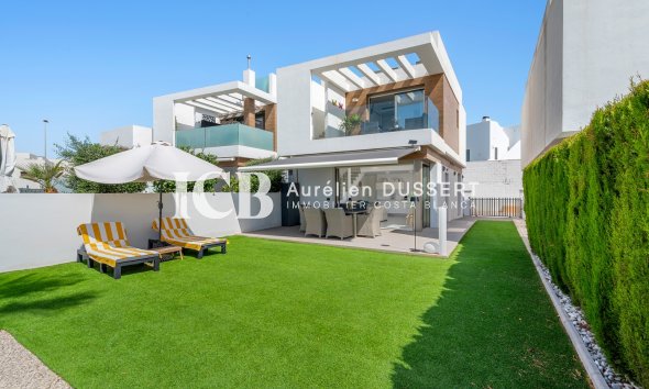 Villa - Revente - Orihuela Costa -
                Villamartín