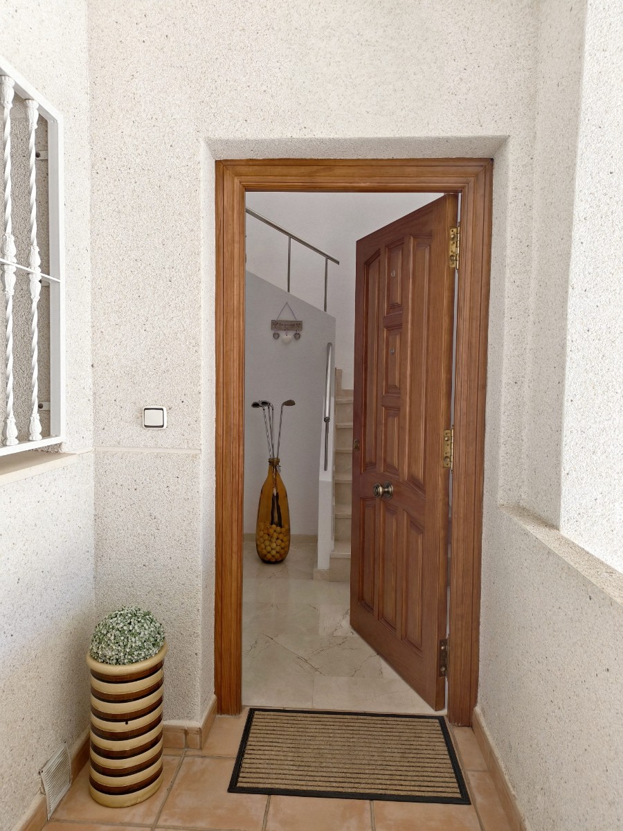 House in Dehesa de Campoamor - Image 3