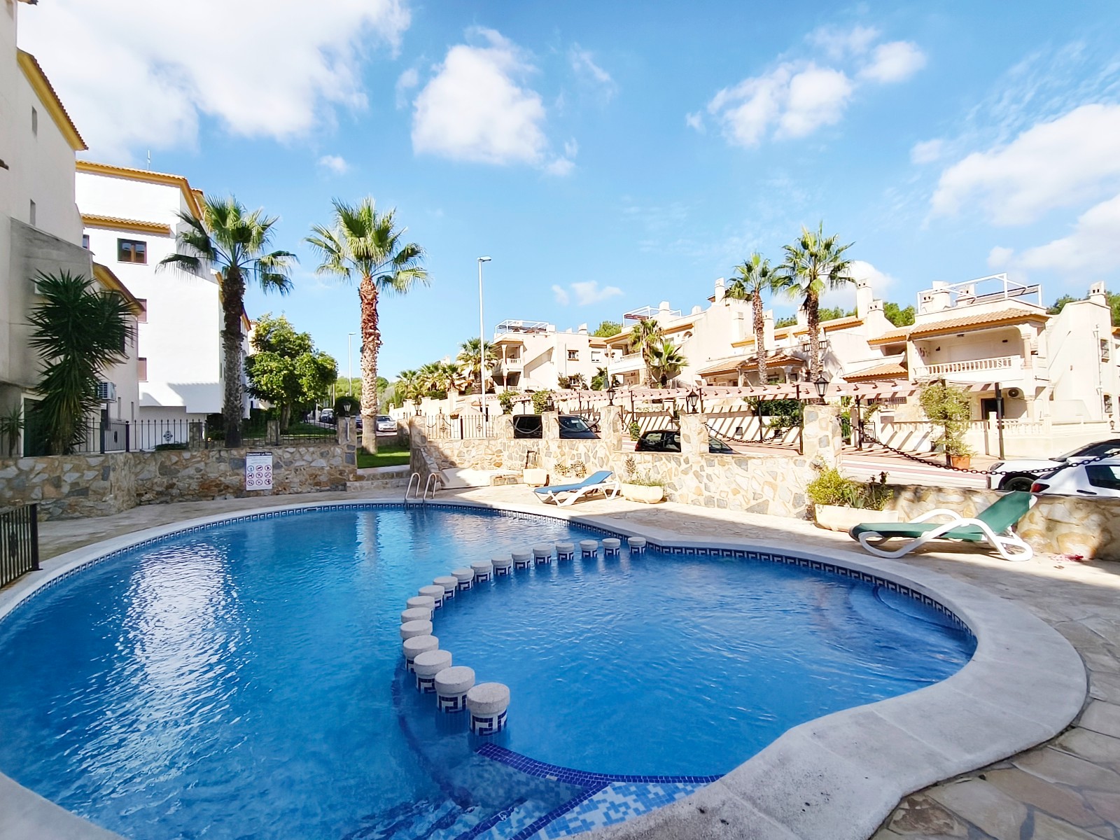 House in Dehesa de Campoamor - view 1