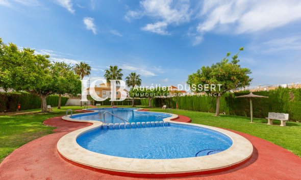 Reventa - Apartamento / piso -
Torrevieja - Torretas