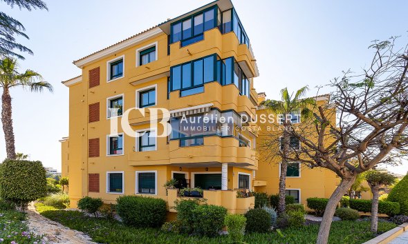 Resale - Apartment / flat -
Orihuela Costa