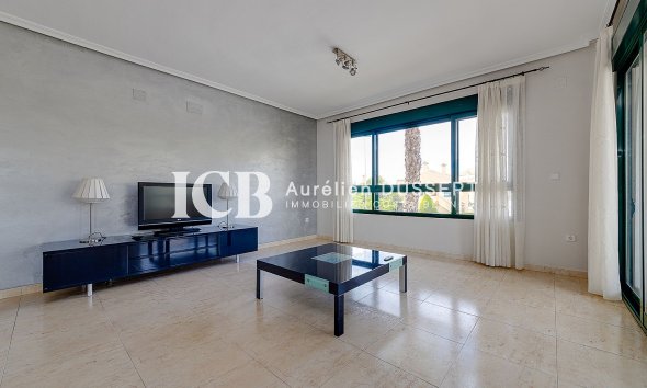 Resale - Apartment / flat -
Orihuela Costa