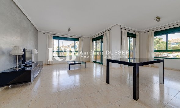 Resale - Apartment / flat -
Orihuela Costa