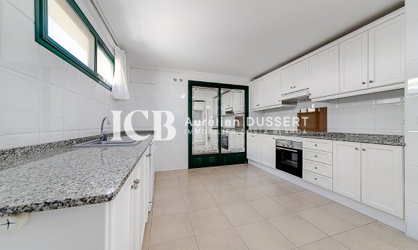 Resale - Apartment / flat -
Orihuela Costa