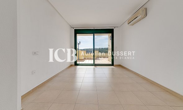 Resale - Apartment / flat -
Orihuela Costa