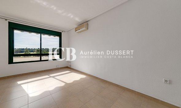 Resale - Apartment / flat -
Orihuela Costa