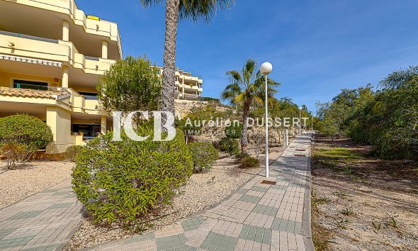 Resale - Apartment / flat -
Orihuela Costa