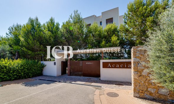 Resale - Apartment / flat -
Las Colinas Golf - Las Colinas Golf and Country Club