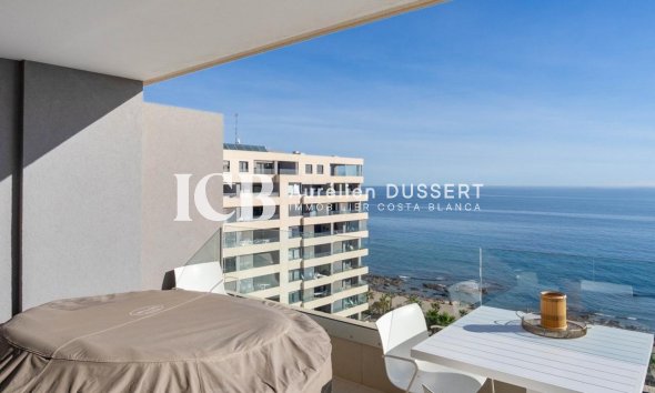 Resale - Apartment / flat -
Orihuela Costa - Punta prima