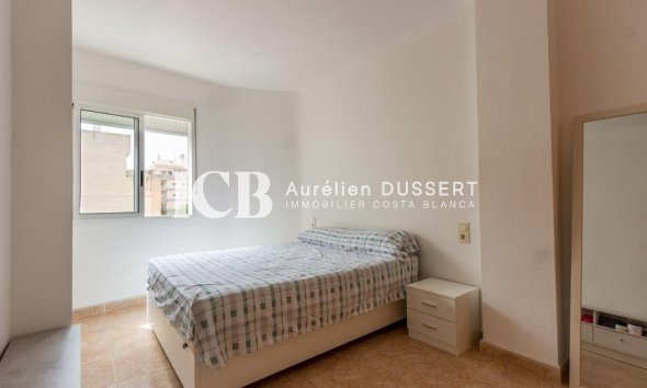 Revente - Appartement -
Torrevieja - Centro