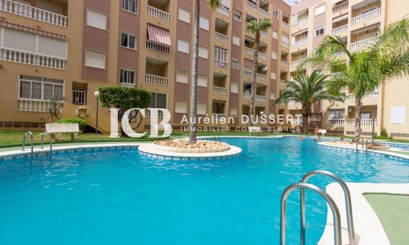 Revente - Appartement -
Torrevieja - Centro