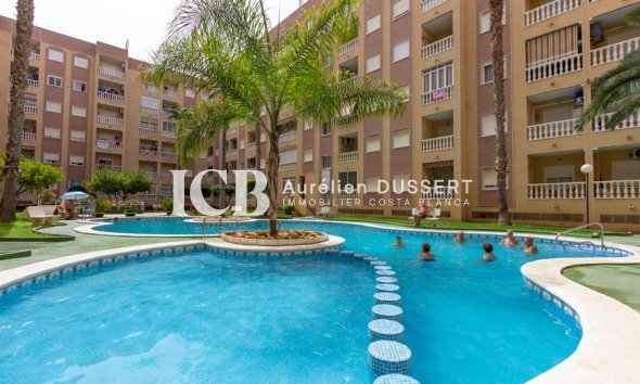 Revente - Appartement -
Torrevieja - Centro