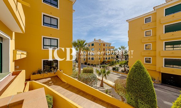 Resale - Apartment / flat -
Orihuela Costa