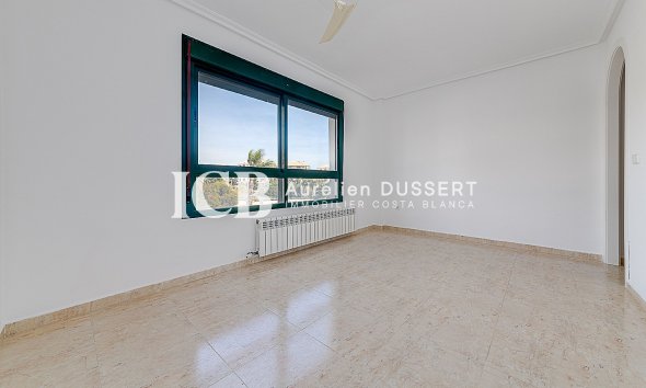 Resale - Apartment / flat -
Orihuela Costa