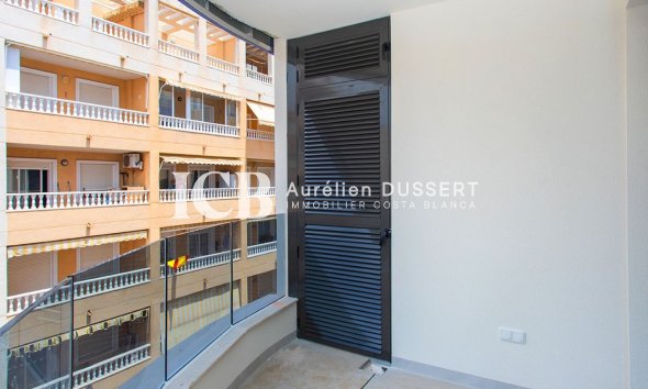 Resale - Apartment / flat -
Torrevieja - Playa del Cura