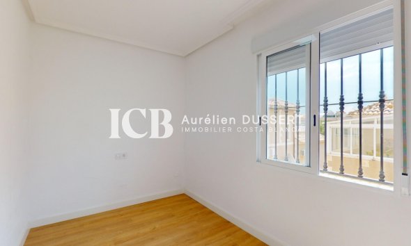 Resale - Townhouse -
Orihuela Costa - Villamartín