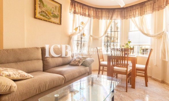 Reventa - Villa -
Torrevieja - Los Balcones - Los Altos del Edén