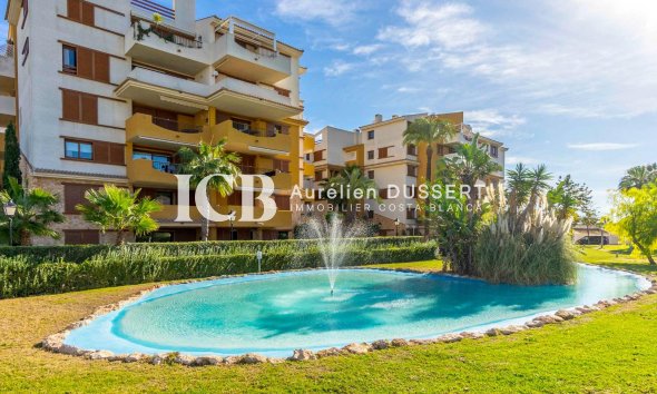 Revente - Appartement -
Torrevieja - Punta prima