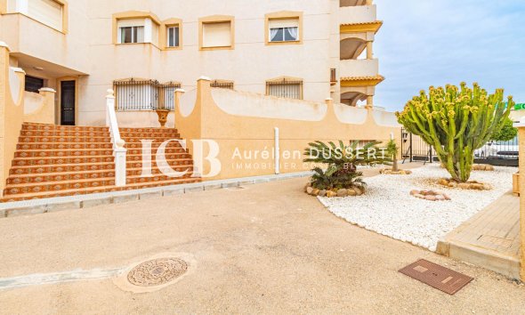 Resale - Apartment / flat -
Orihuela Costa - La Zenia