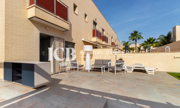 Resale - Townhouse -
Pilar de la Horadada - La Torre de la Horadada