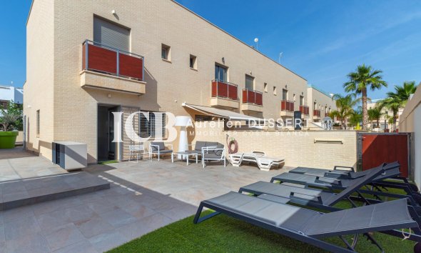 Resale - Townhouse -
Pilar de la Horadada - La Torre de la Horadada