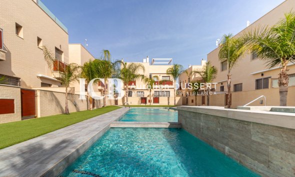 Resale - Townhouse -
Pilar de la Horadada - La Torre de la Horadada