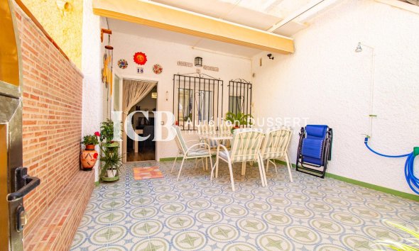 Revente - Appartement -
Torrevieja - La Mata