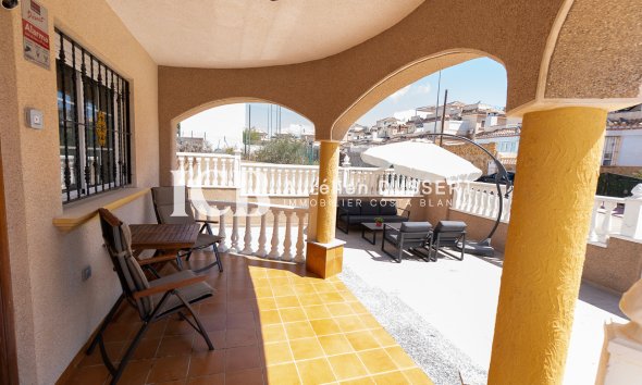 Resale - Villa -
Orihuela Costa - Pau 26