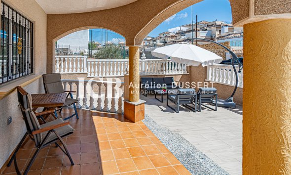 Resale - Villa -
Orihuela Costa - Pau 26