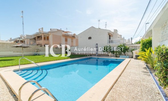 Resale - Apartment / flat -
Torrevieja - Los Frutales