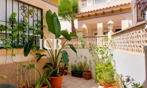 Resale - Townhouse -
Torrevieja - Las calas