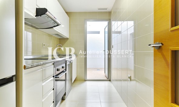 Revente - Appartement -
San Miguel de Salinas - Centro