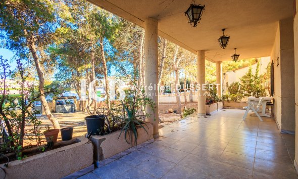 Resale - Villa -
Torrevieja - Los Balcones - Los Altos del Edén