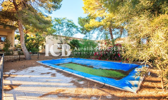 Resale - Villa -
Torrevieja - Los Balcones - Los Altos del Edén