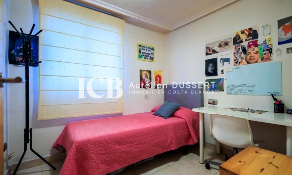 Resale - Apartment / flat -
Torrevieja - Torrevieja Centro