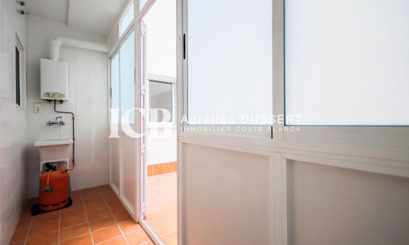 Resale - Apartment / flat -
Torrevieja - Torrevieja Centro