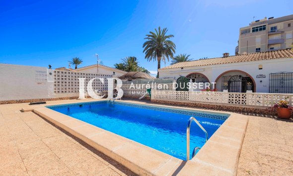 Resale - Apartment / flat -
Torrevieja