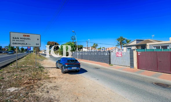 Resale - Villa -
Torrevieja - Los Balcones - Los Altos del Edén