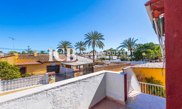 Resale - Townhouse -
Orihuela Costa