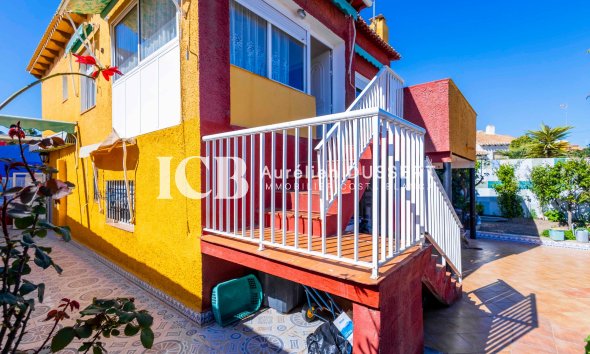 Resale - Townhouse -
Orihuela Costa